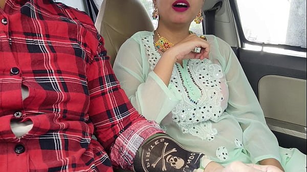 Pertama kali jija sali ki video seks romantis Mera istri ka bahan ke sath pertama kali di mobil kacau di wanita cantik India
