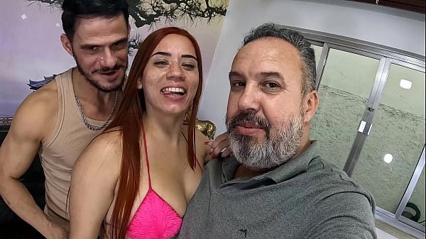 Isa Sampaio di belakang kamera di Ted’s Mansion
